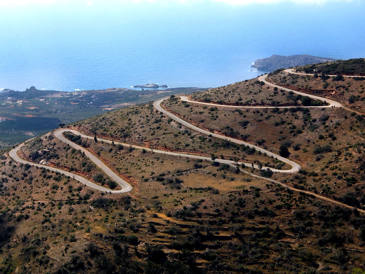 Image - serpentine road sea perspective