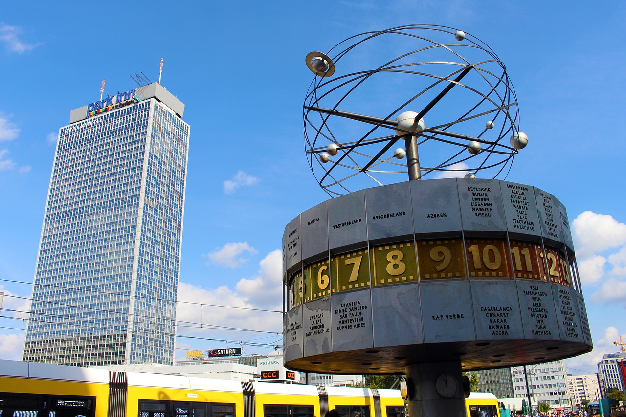 Image - world clock berlin alexanderplatz