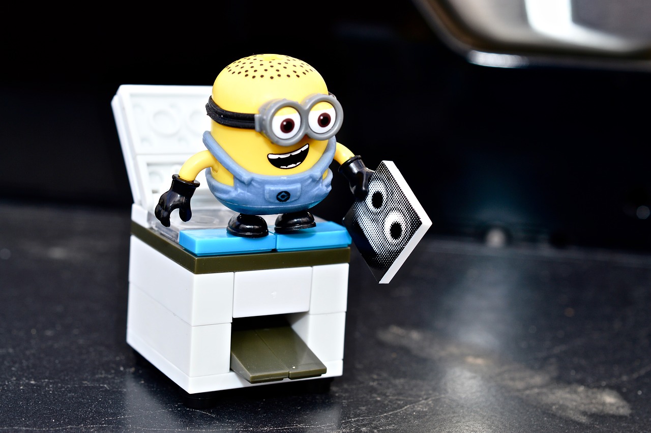 Image - minion photocopier office toy