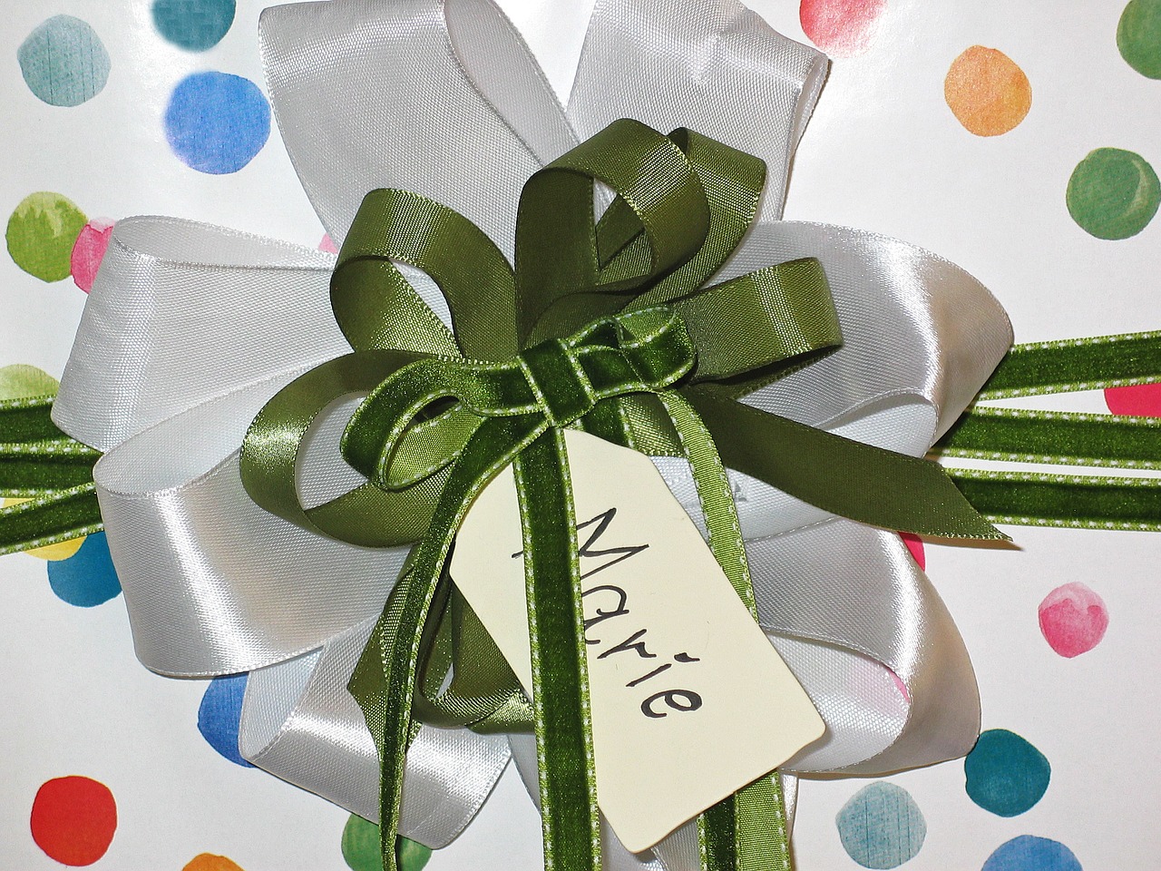 Image - made for you loop give away gift