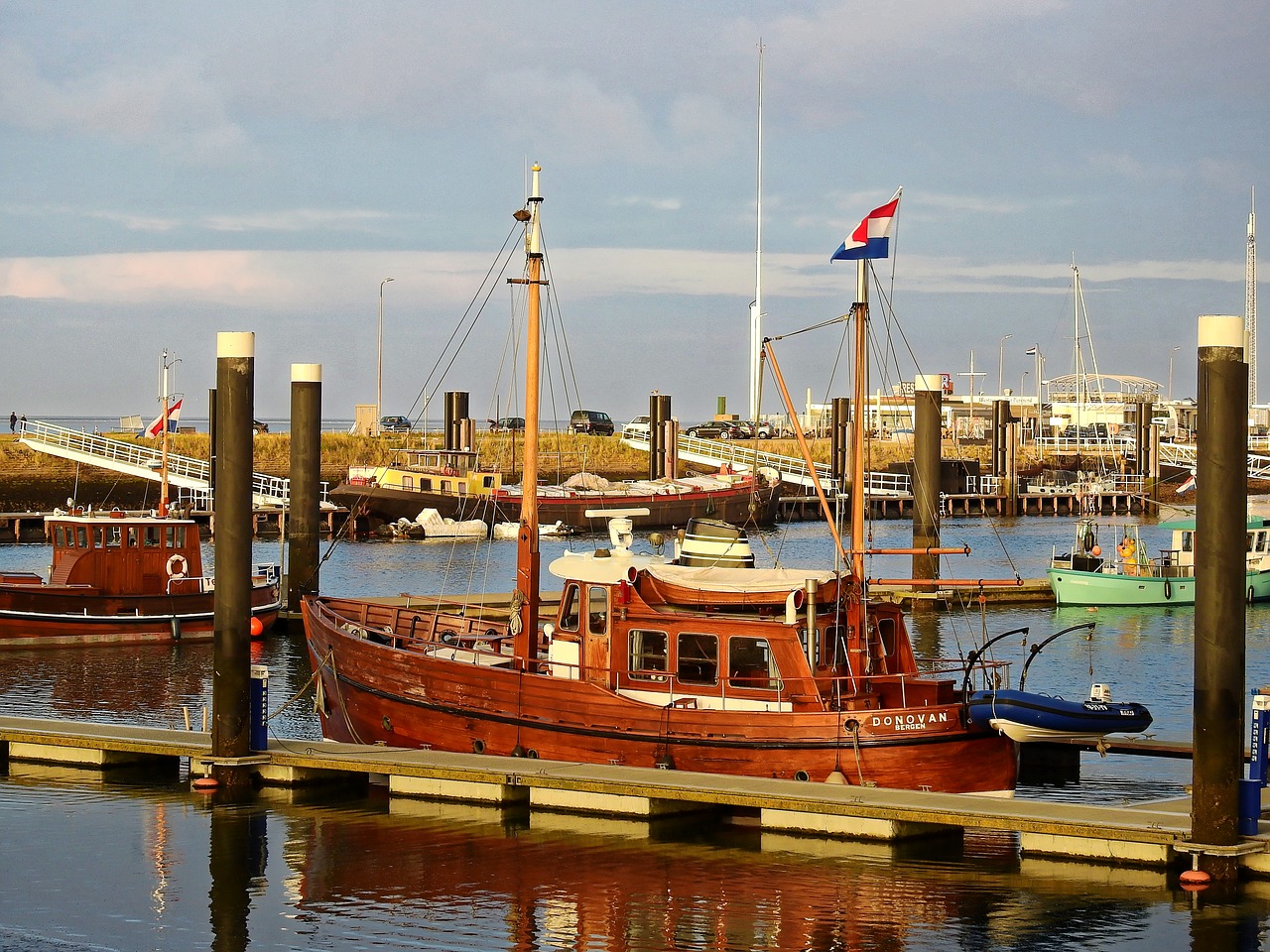 Image - ship sailing vessel yacht port