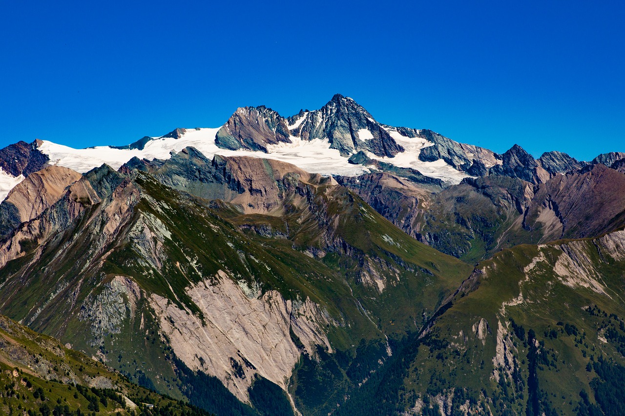 Image - holiday mountains nature blue