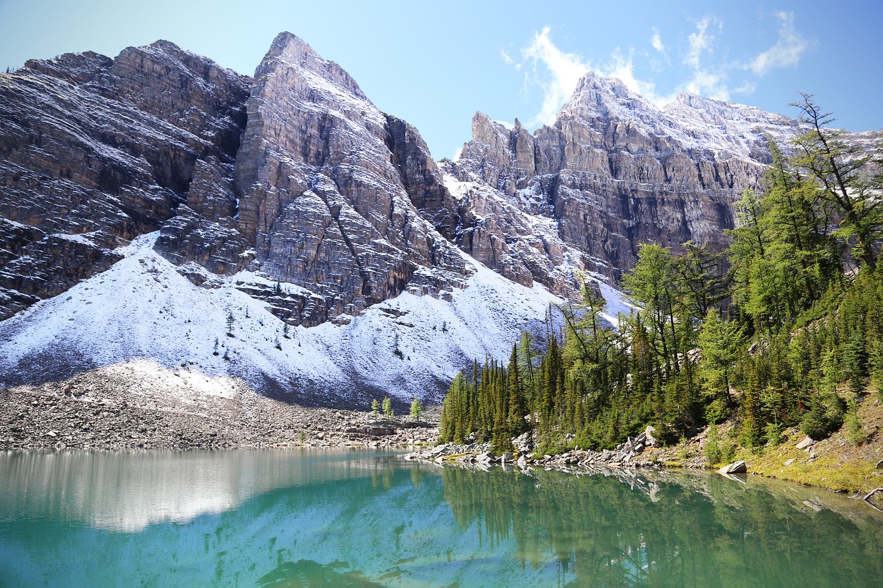 Image - canada lake agnes alberta rocky