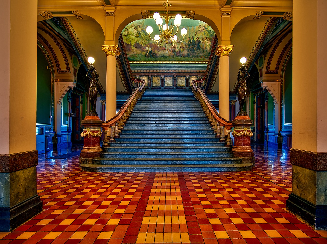 Image - des moines iowa state capitol