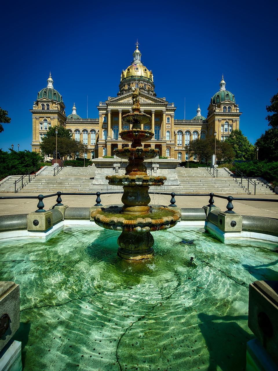 Image - des moines iowa state capitol