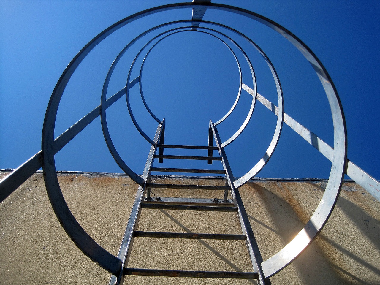 Image - metal stairs stairs upright access