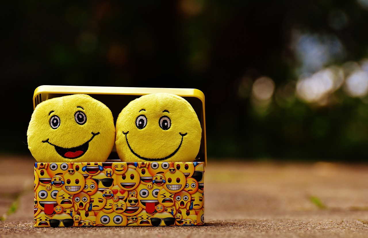 Image - smilies yellow funny joy emoticon