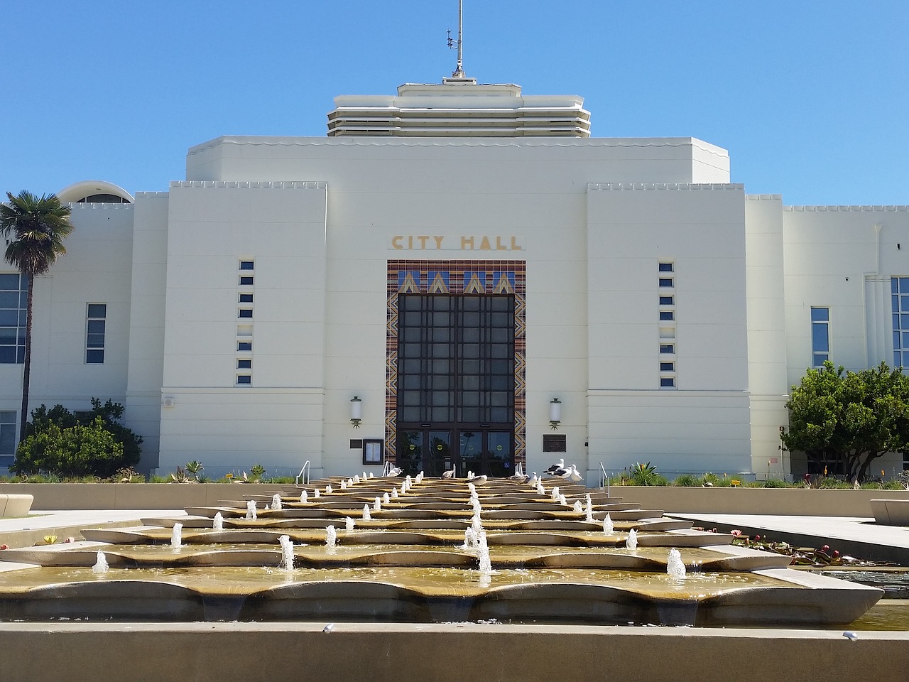 Image - santa monica city hall california