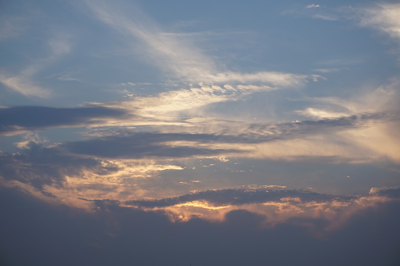 Image - cloud sky pink clouds evening