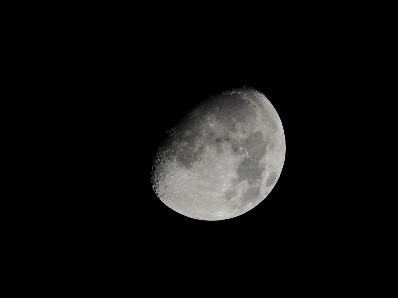 Image - moon three quarter moon white moon