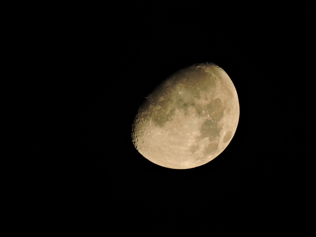 Image - moon three quarter moon amber moon