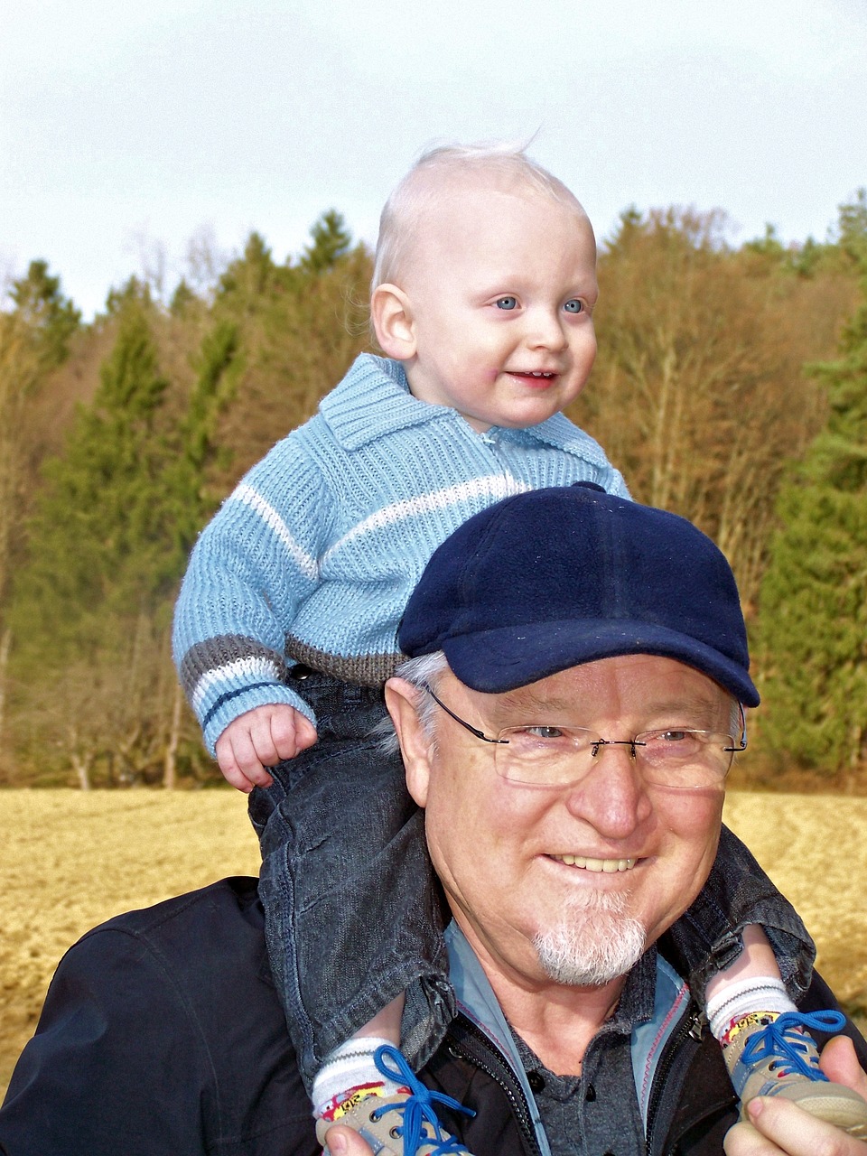 Image - grandpa small child bear walk