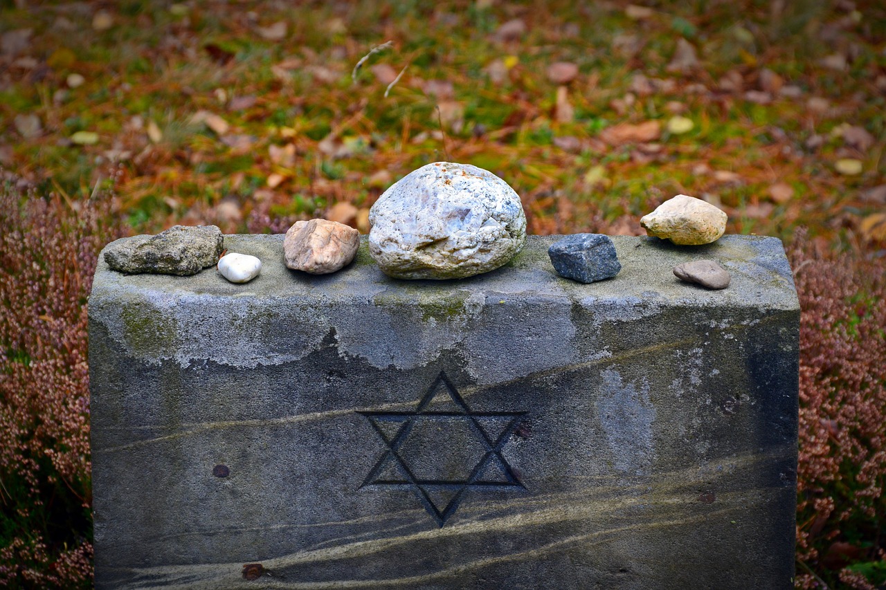 Image - tombstone faith customs memorial