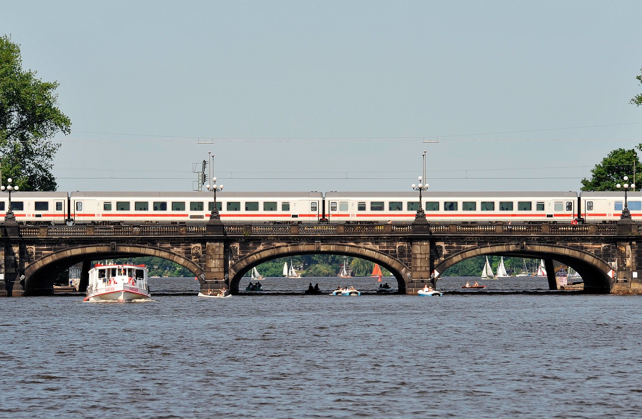 Image - hamburg binnenalster train railway