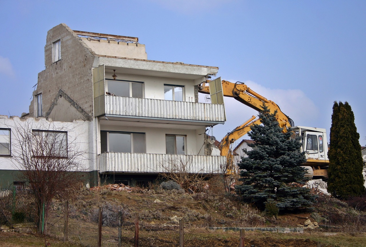 Image - crash demolition home building