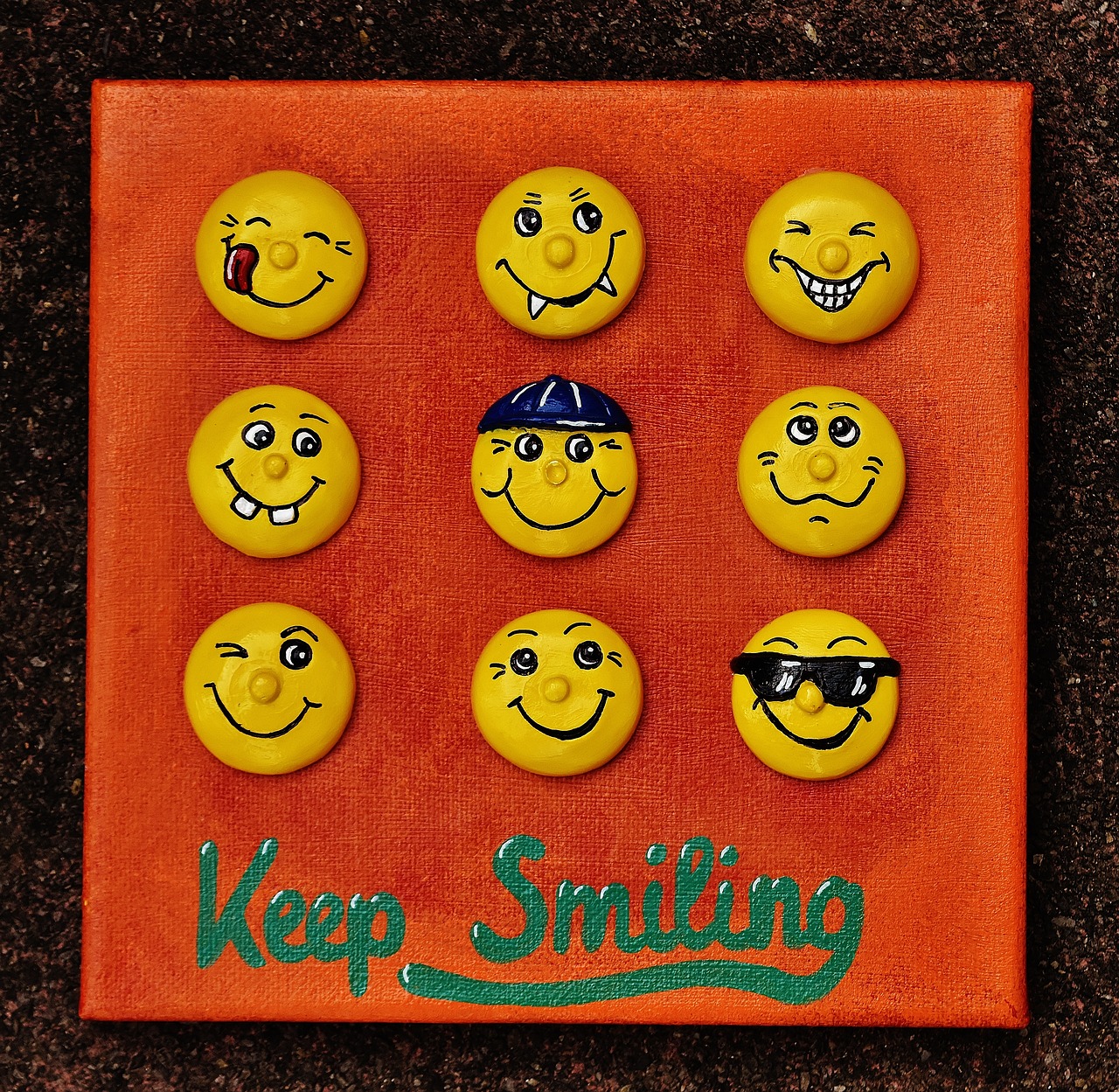 Image - smiley laugh hand labor homemade