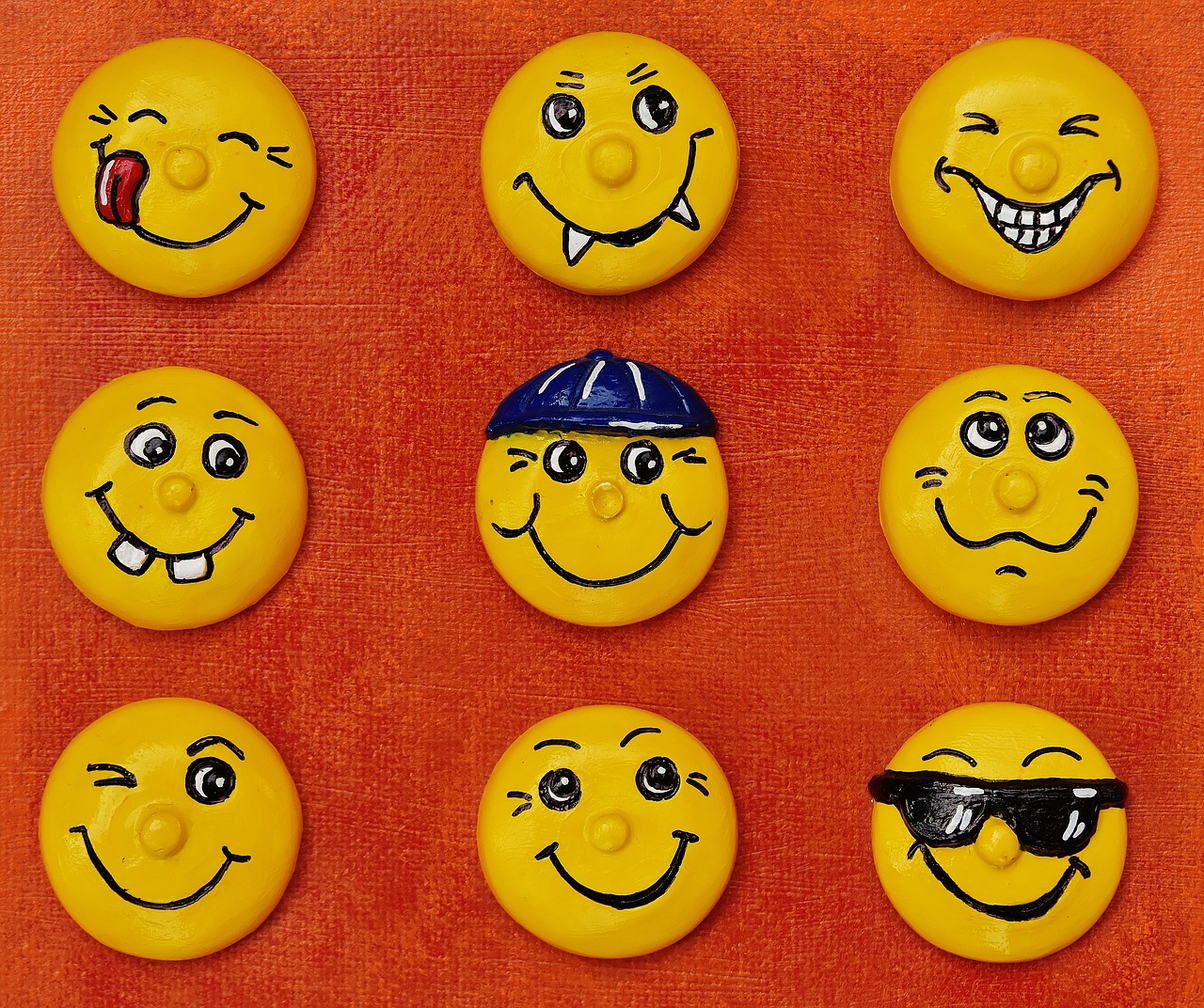 Image - smiley laugh hand labor homemade