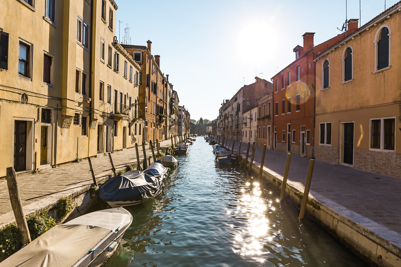 Image - venice street water italy