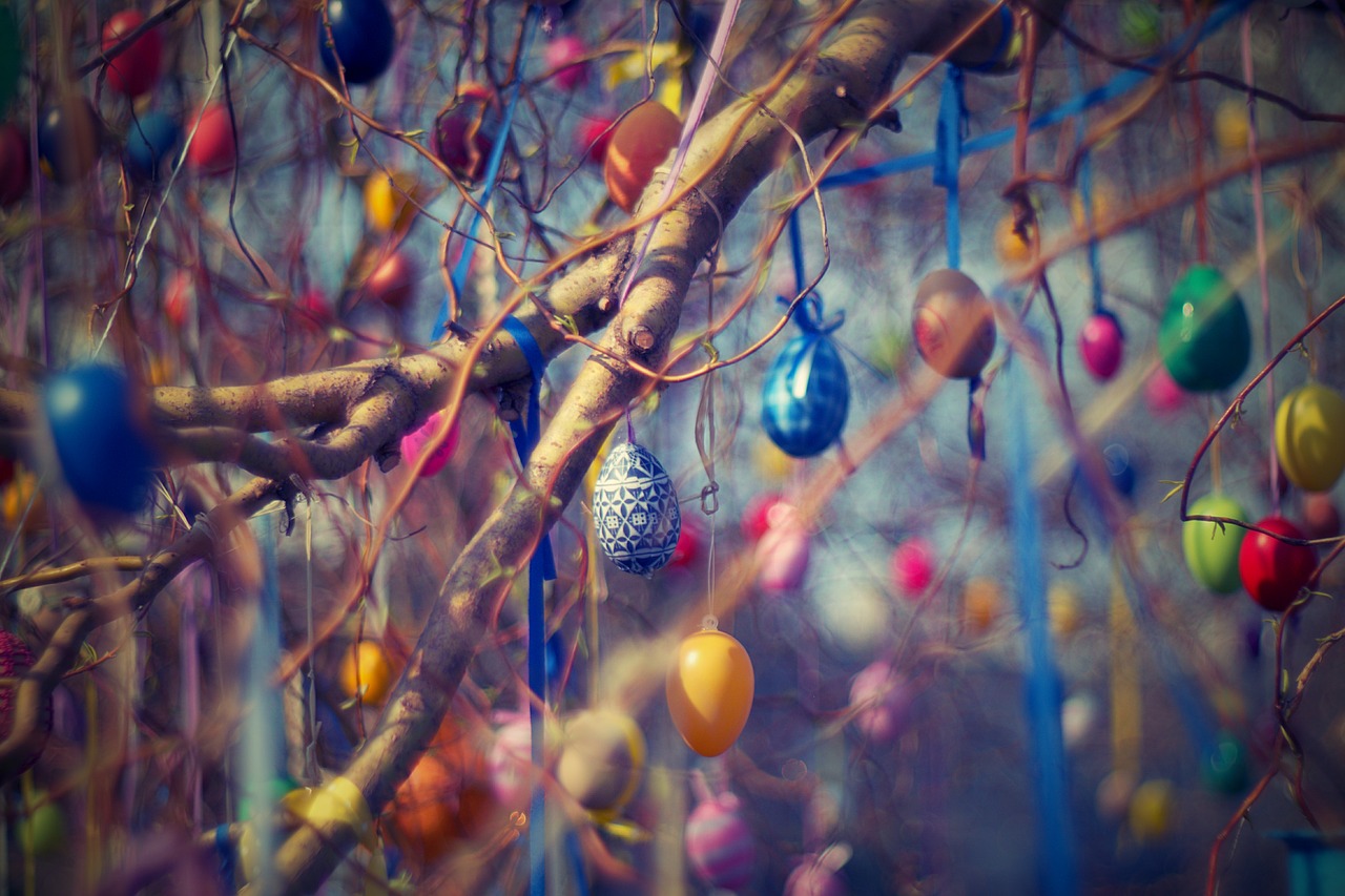 Image - easter eggs easter tree willow