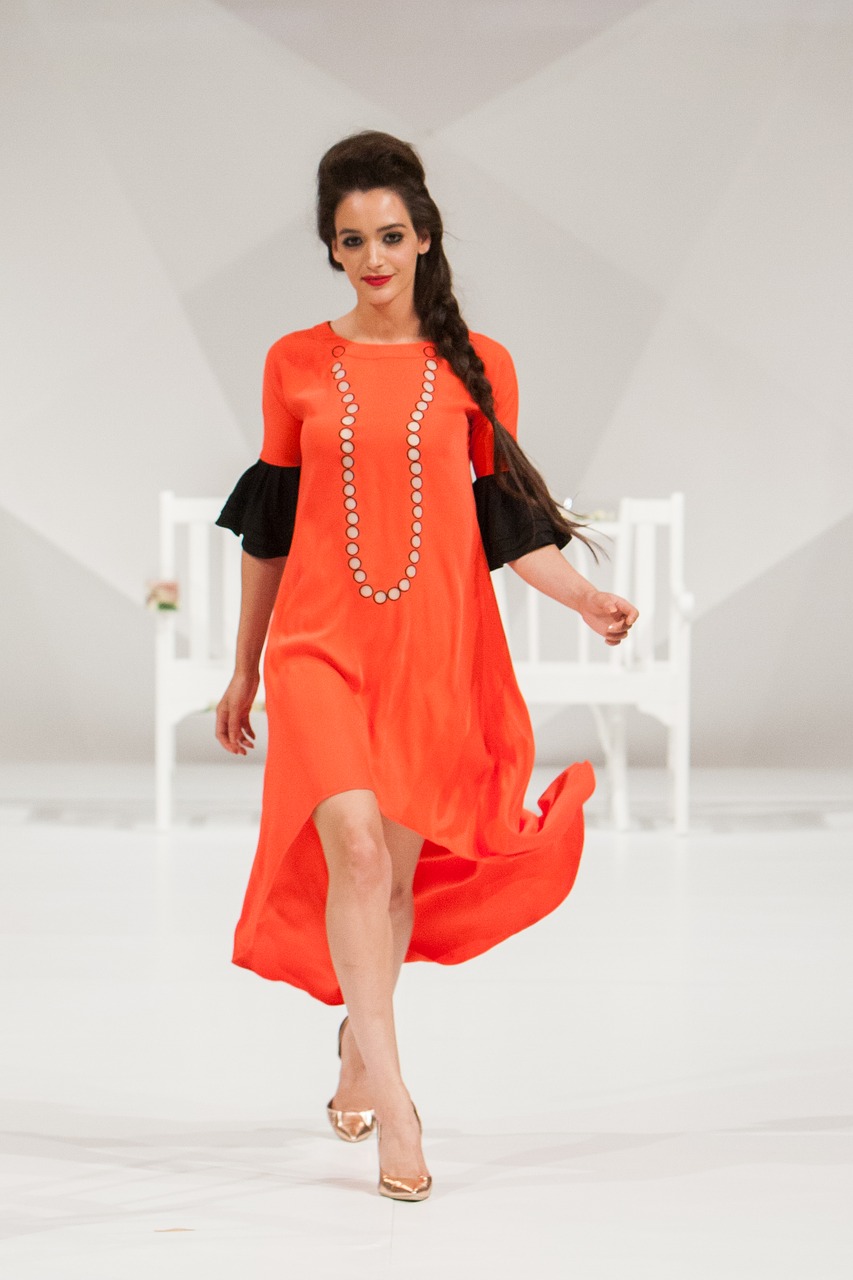 Image - fashion show fashion catwalk model