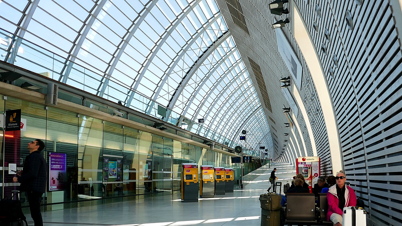 Image - train station avignon tgv france