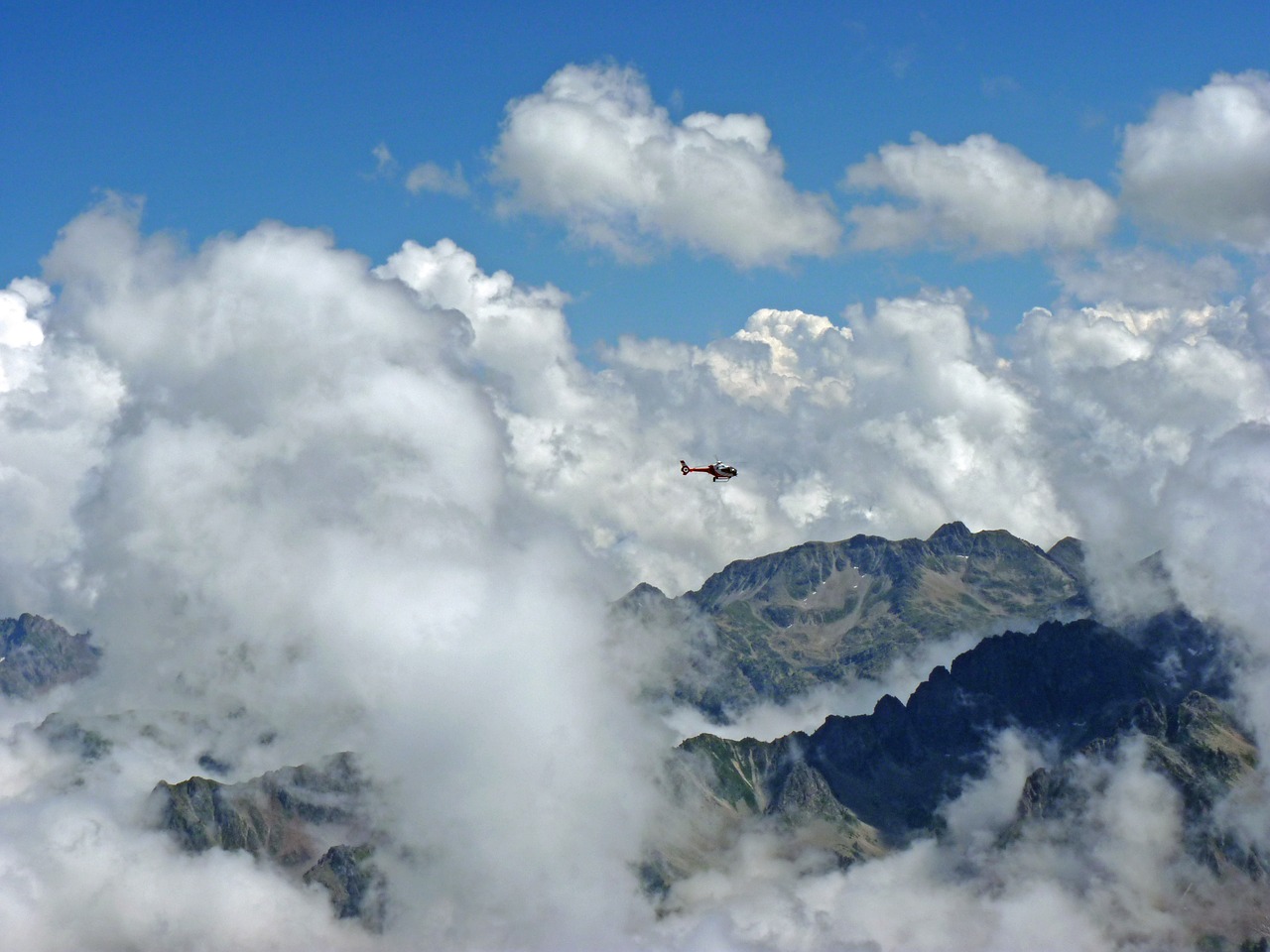 Image - pyrénées mountain summit france