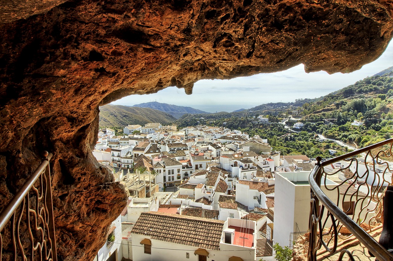 Image - ojén cave people white