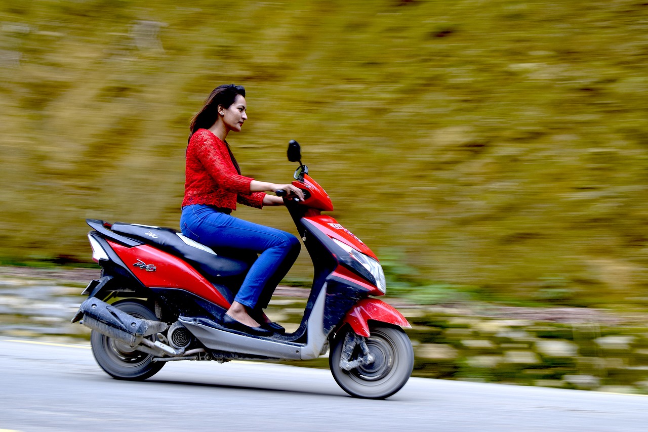 Image - panning scooter speed red