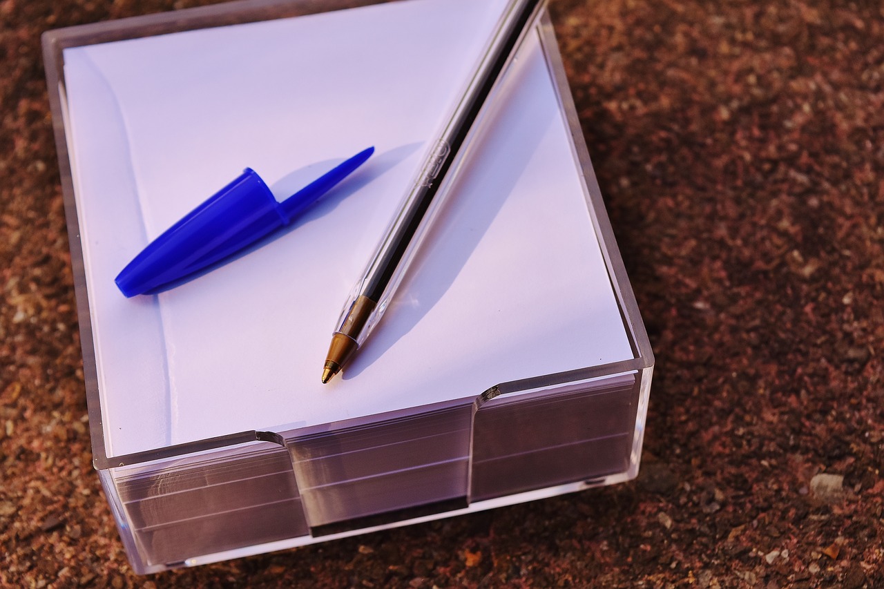Image - pen stickies memo notes