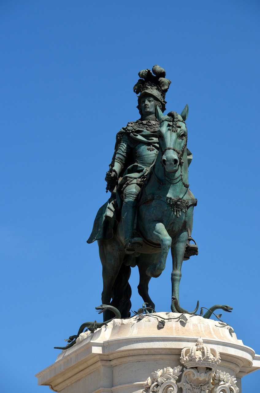 Image - reiter sculpture lisbon monument