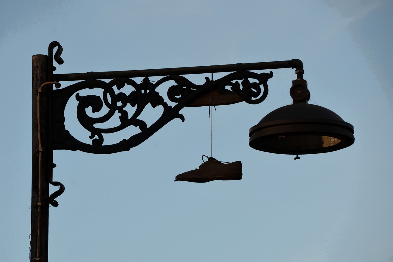 Image - lamp shoe lantern lisbon