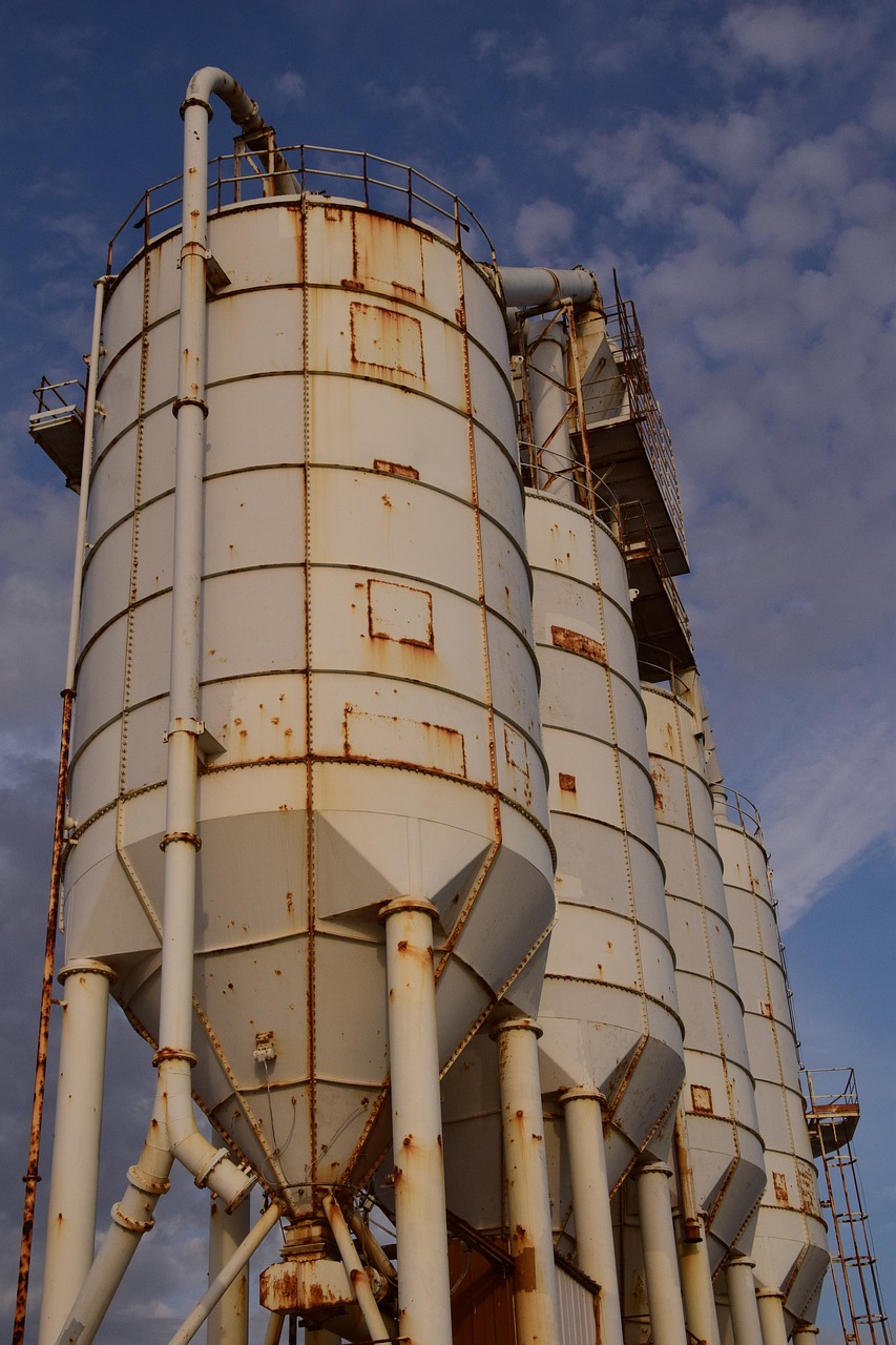 Image - port silo cement silo stock