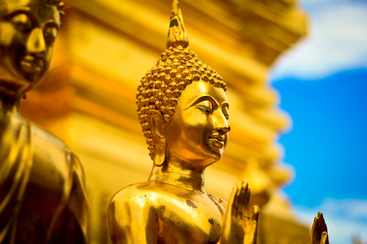 Image - พระ buddha the rules statue