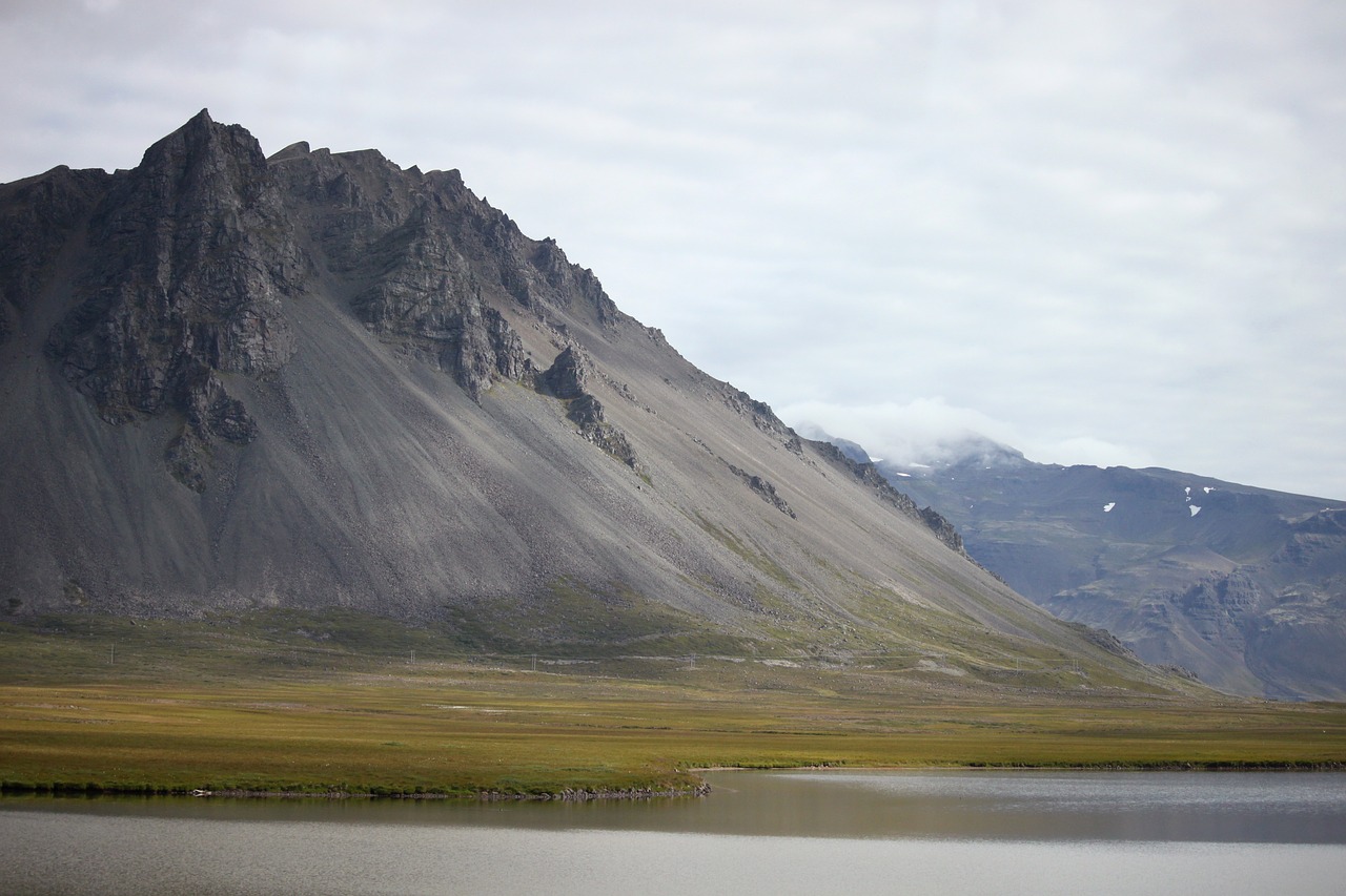 Image - iceland mountain lake reflection