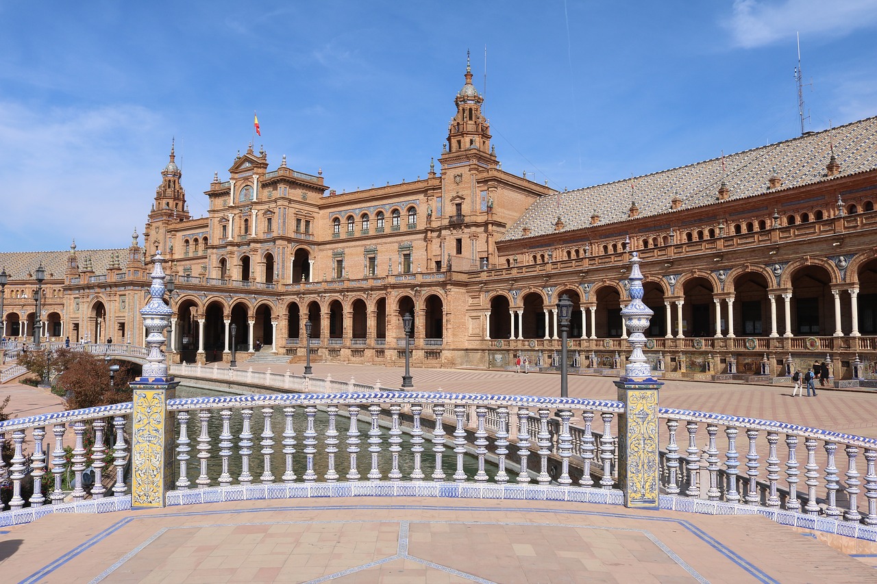 Image - seville plaza de españa