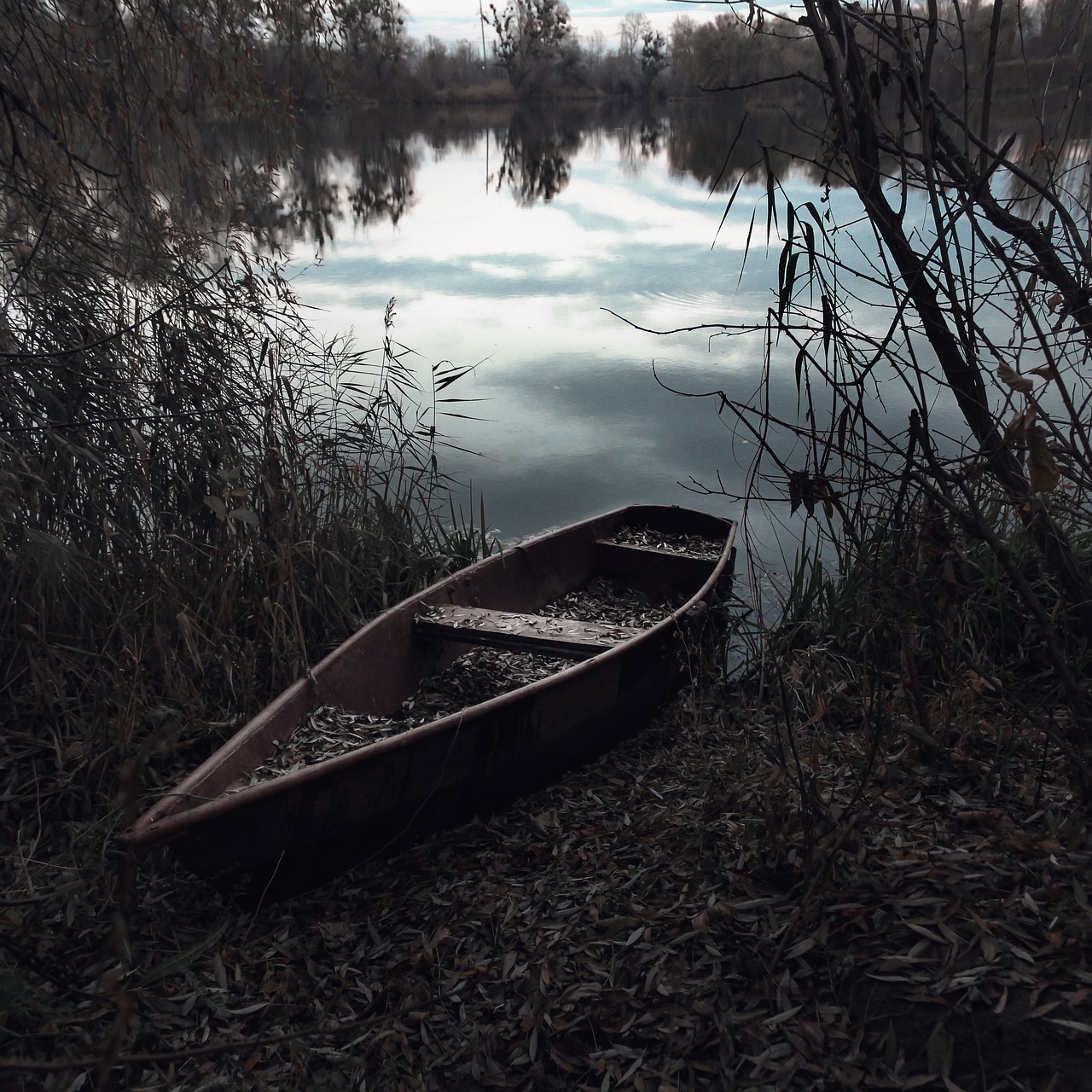 Image - boat lake landscape sky trees