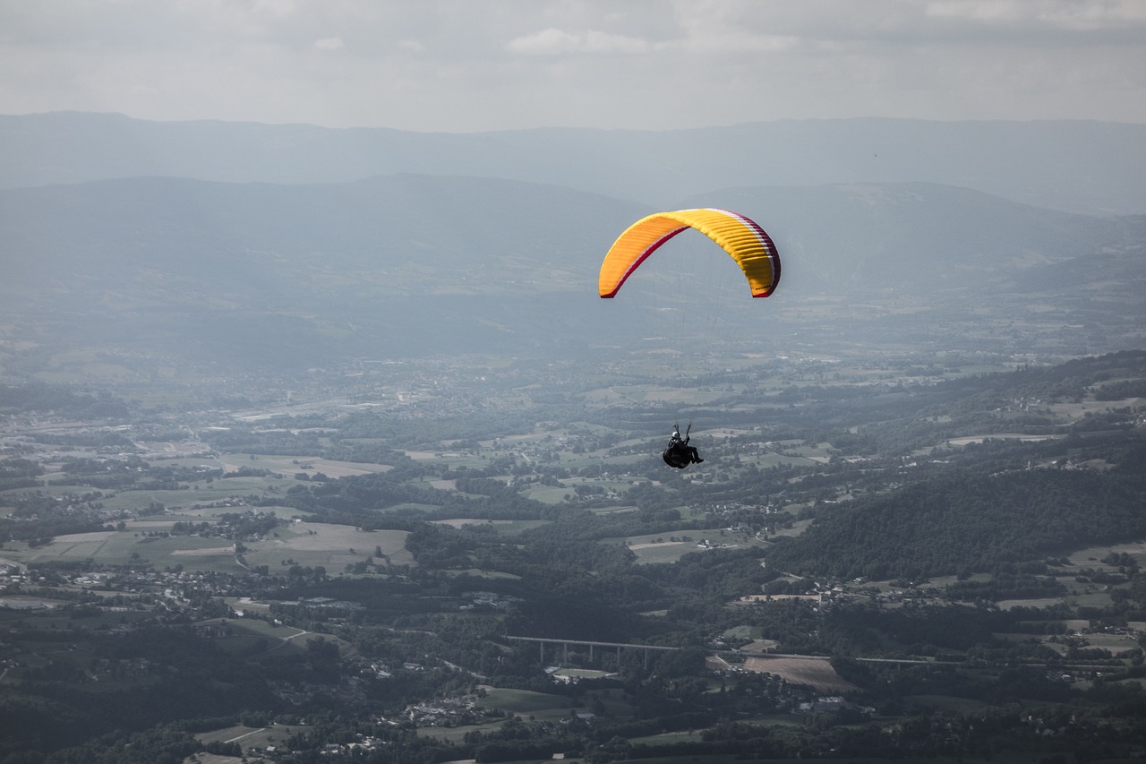 Image - paraglide landscape yellow annecy