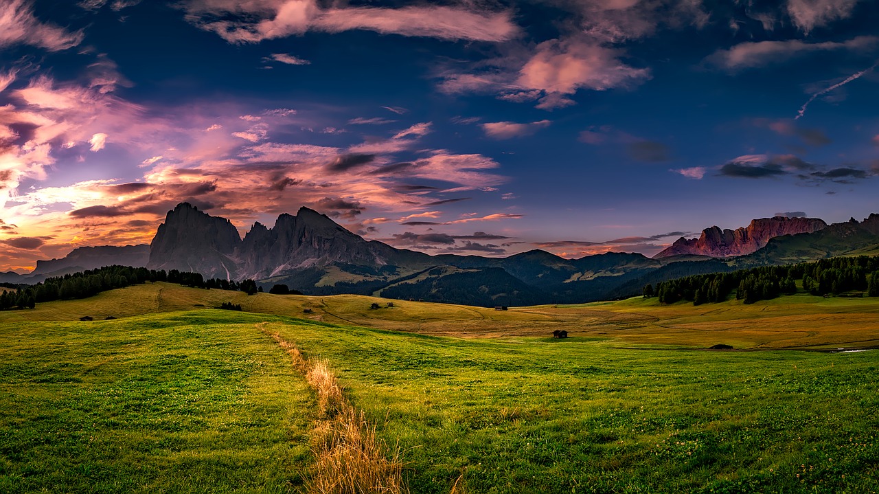 Image - italy landscape scenic sky clouds