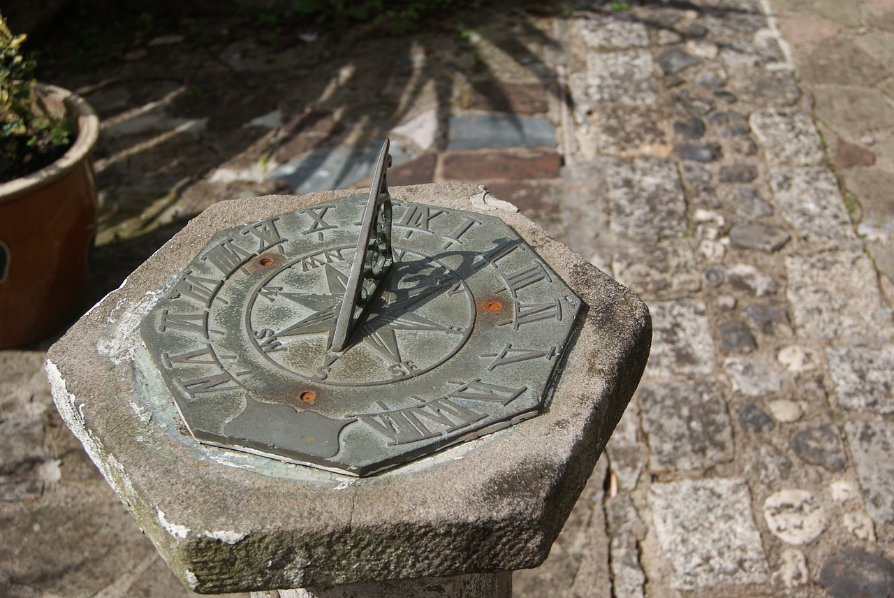 Image - sun dial sun dial clock sundial