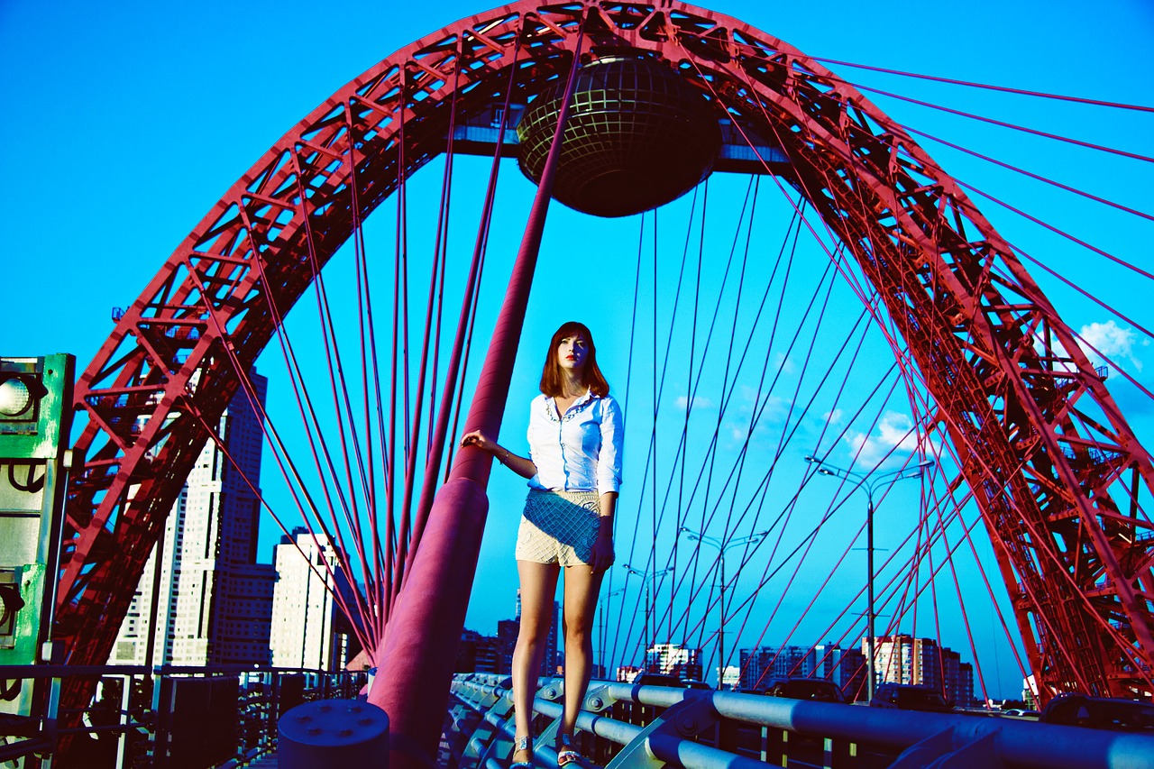 Image - photo shoot on the picturesque bridge