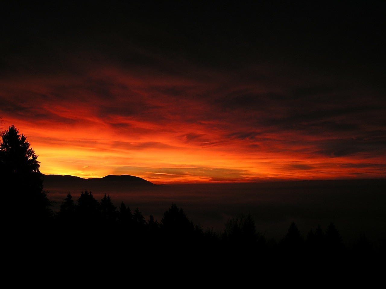 Image - sunrise sky glow red yellow