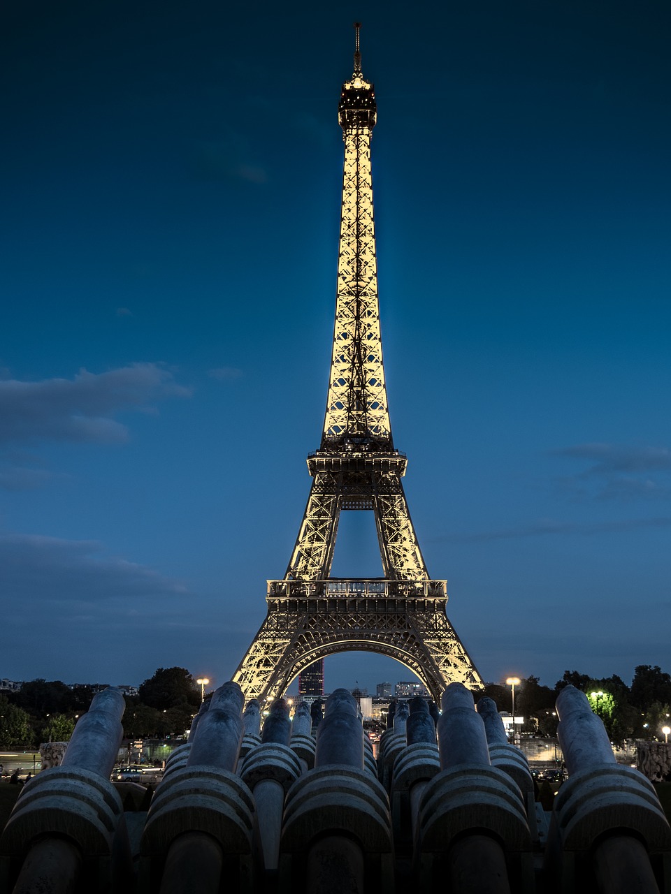 Image - eiffel tower tower metal night