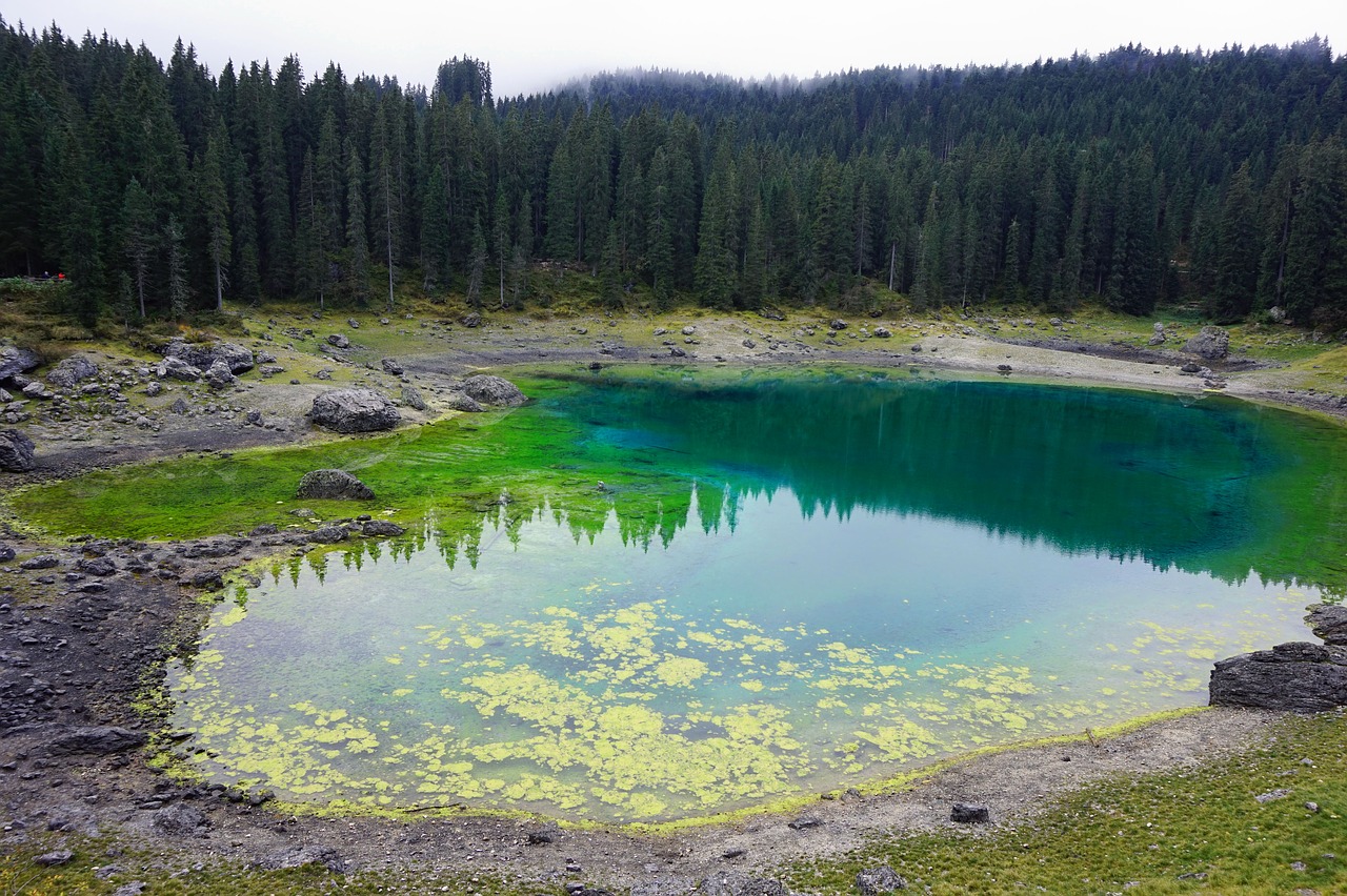 Image - karersee south tyrol dolomites