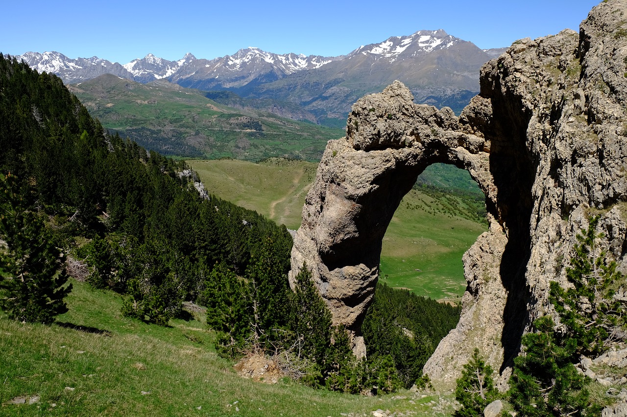 Image - pyrenees lake landscape mountains