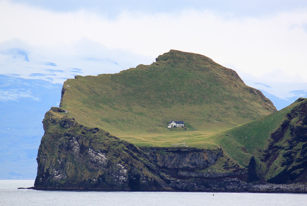 Image - island house mountain glacier sea