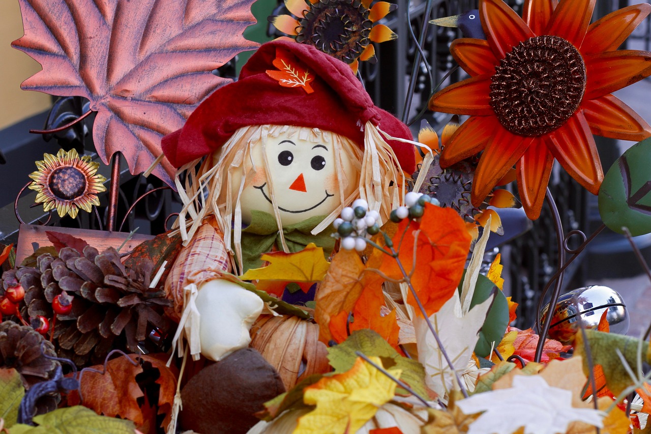 Image - thanksgiving straw doll