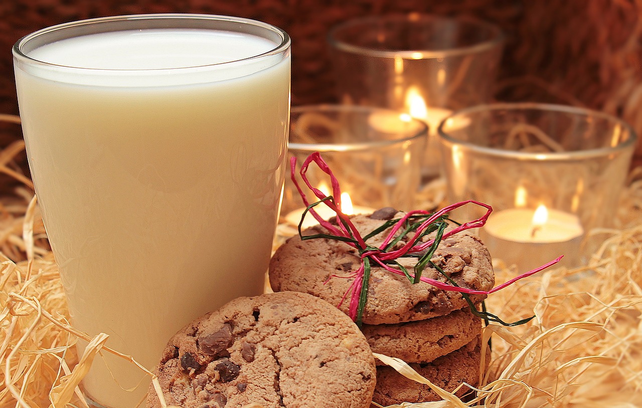 Image - milk glass of milk cookies candles