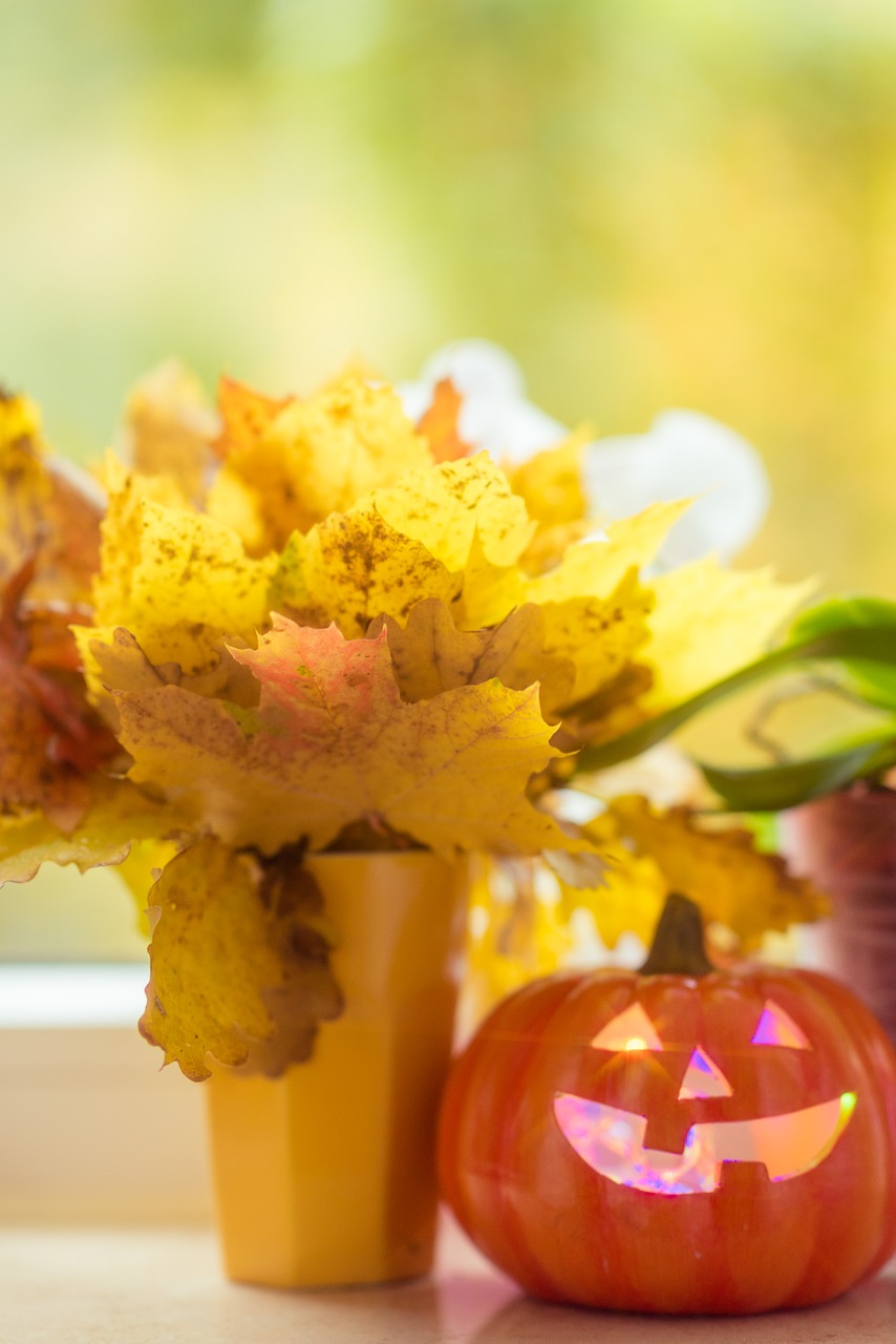 Image - halloween pumpkin leaves bouquet