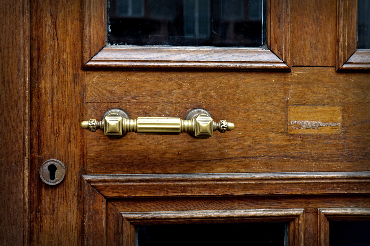 Image - door handle brass metal handle