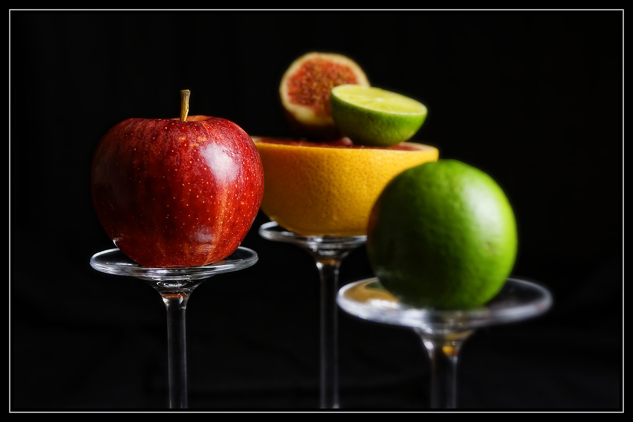 Image - apple fruit food red green yellow